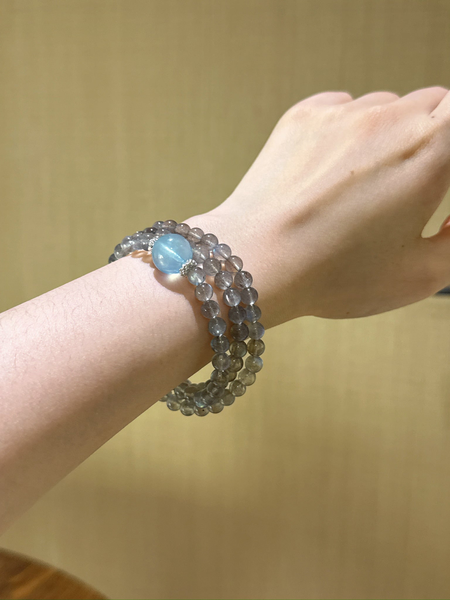 ▫️▪️ Grey moonlight aquamarine bracelet